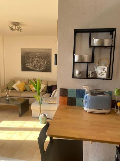 Apartment Francishouse-free Parking-close Hospital Cisanello